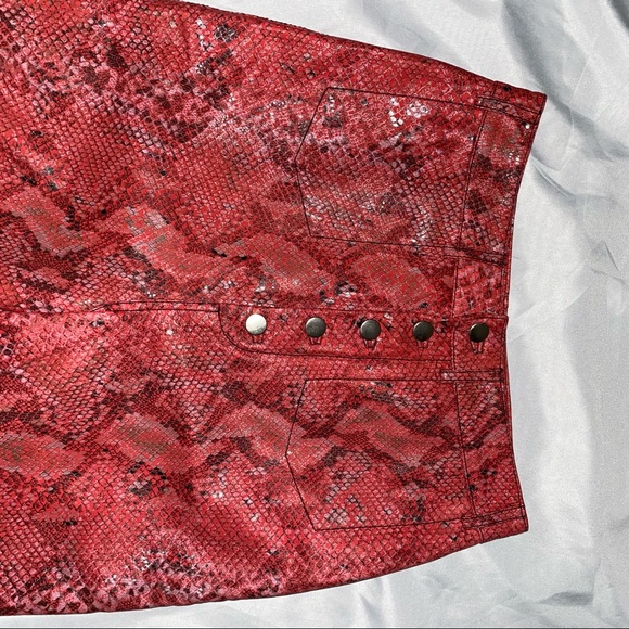 Sold - Picture 2 of 4